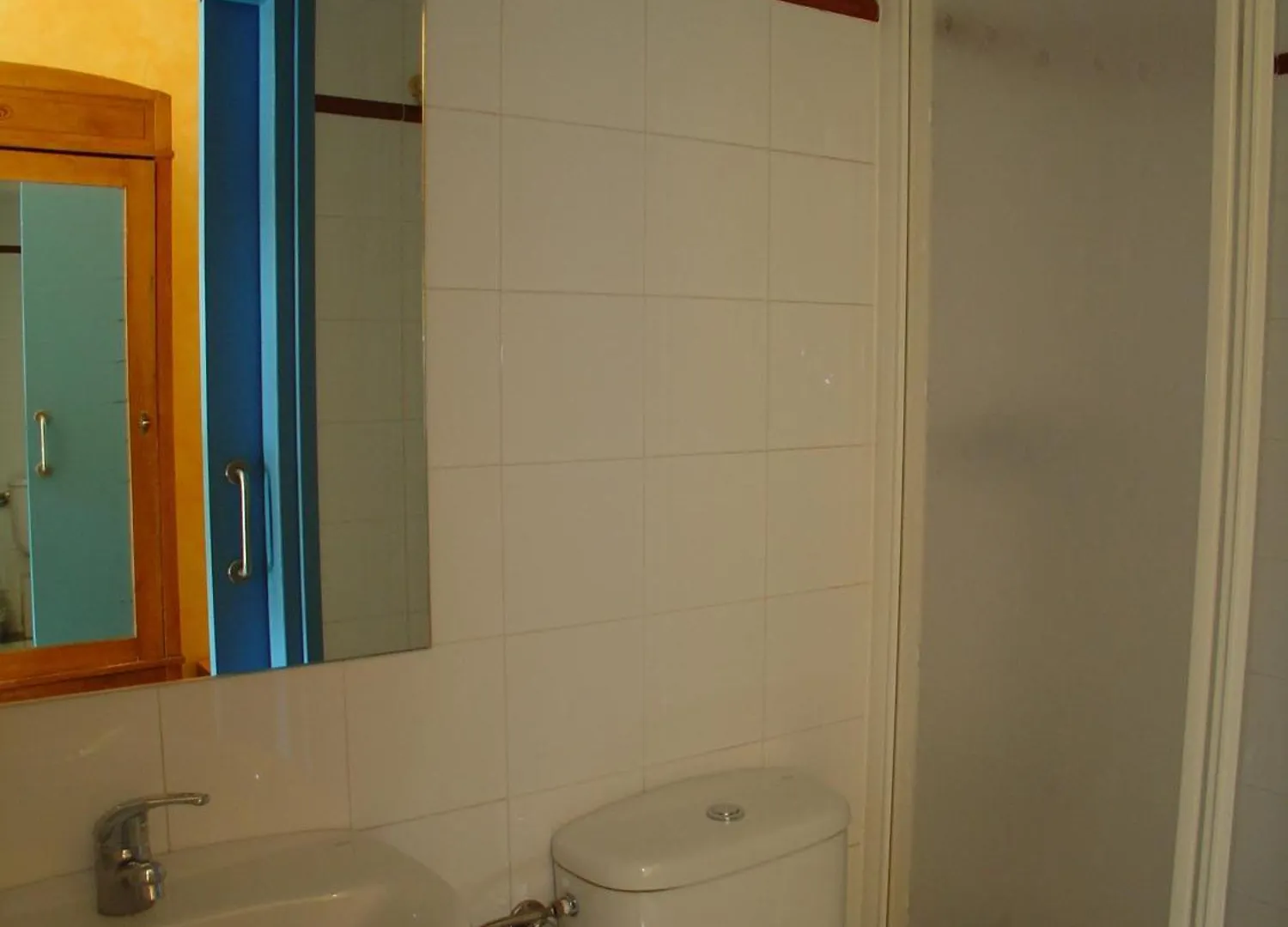 Hostal Adarnius La Bisbal d'Emporda