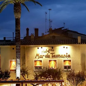 Hotel Mar De Tasmania - Auto Check-in, La Bisbal d'Emporda